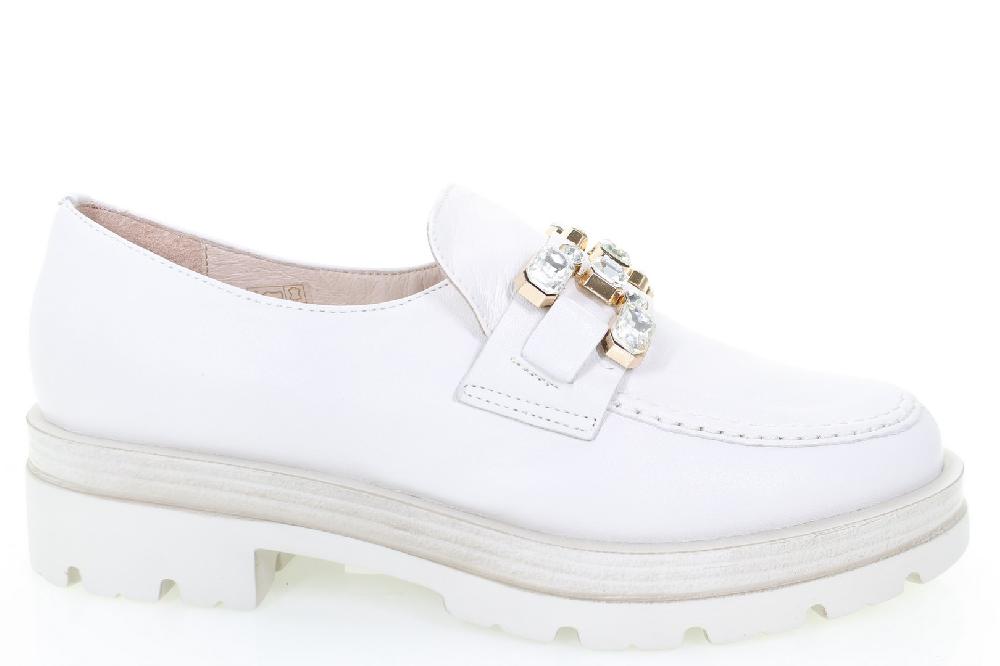 Soffice Sogno Mocassino in pelle con accessorio Online