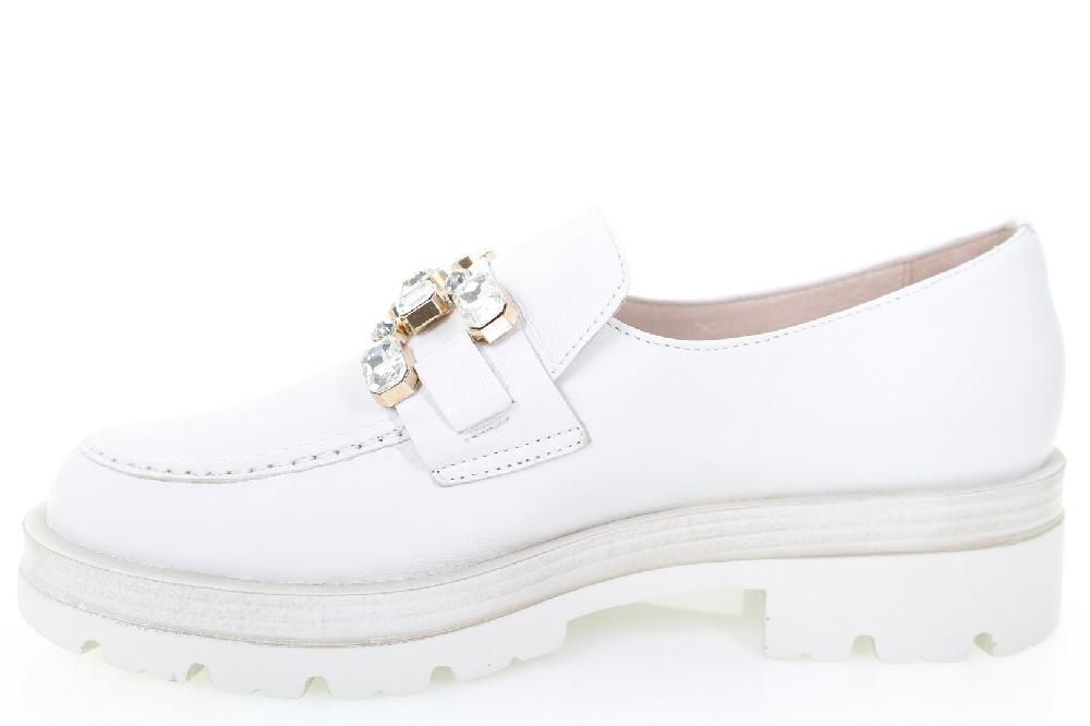 Soffice Sogno Mocassino in pelle con accessorio Online