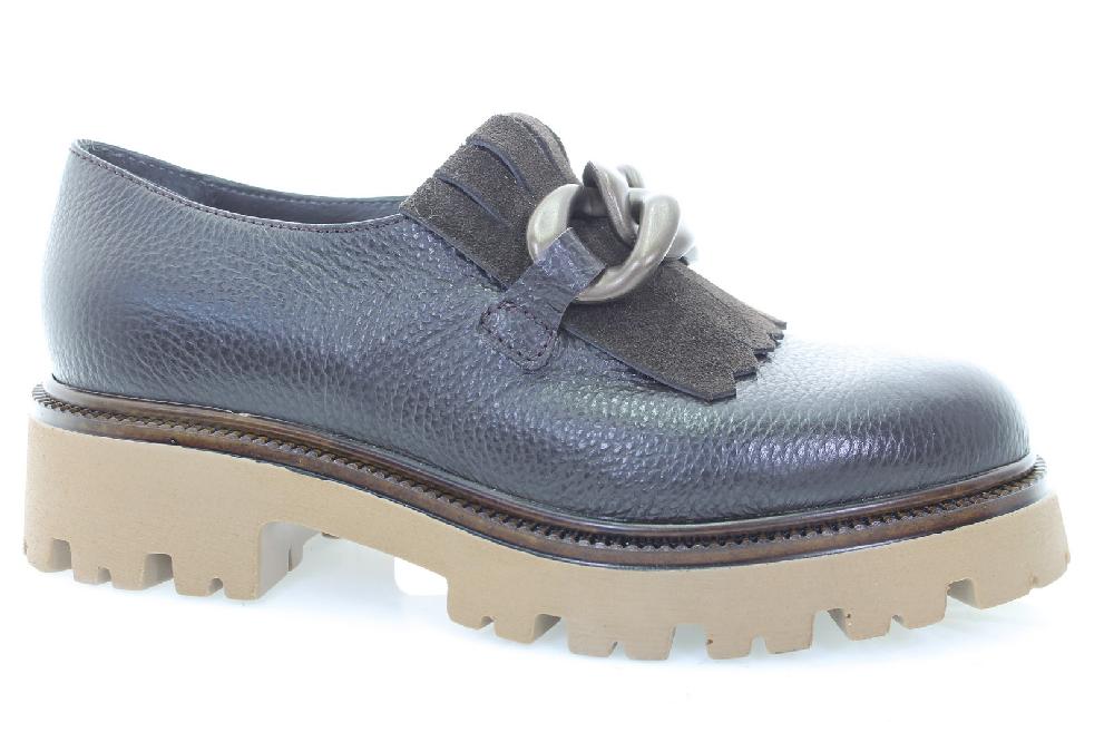 Soffice Sogno Slip on in pelle con frangia Offerta temporanea