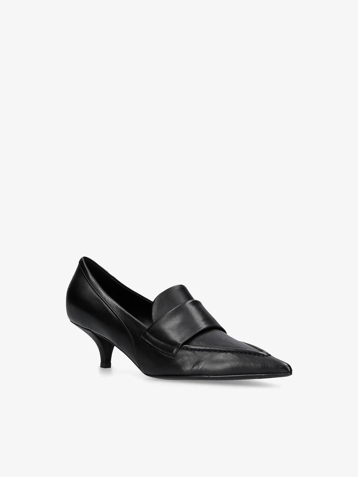 Strategia ANN DÉCOLLETÉ CON TAGLIO A MOCASSINO Latest fashion