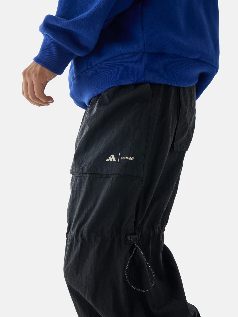 Moon Boot Pantaloni Parachute neri adidas x Moon Boot Offerte