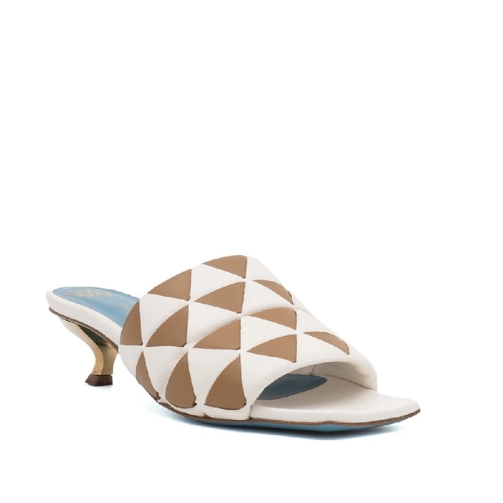 Amalfi by rangoni Mules Vicky bianche Prezzo Ridotto